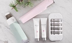 Shop DERMAFLASH exfoliaion tools and DERMAFLASH refils at LovelySkin to receive free shipping, samples and exclusive offers.
